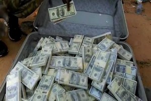 L’enquête se poursuit à propos d’un million 200 mille dollars et autres sommes retrouvées à l’aéroport de Nouakchott