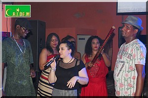 Ambiance festive et décontractée lors des Dix ans de DJing de MJ [Vidéo & PhotoReportage]  