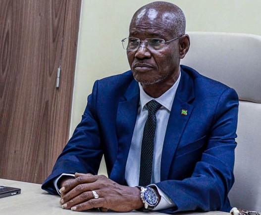 Mamoudou Niang amorce le projet de la salle de sports couverte d’Arafat (405 millions mro)