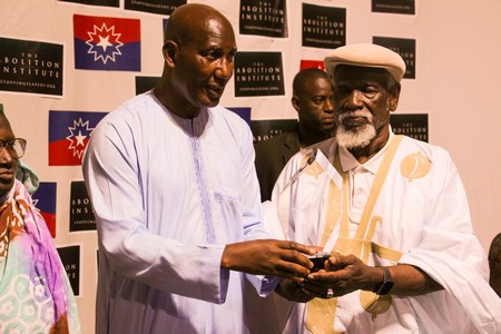 Boubacar Ould Messaoud reçoit le prix Aichana Mint Abeid des droits de l’Homme - [Photo/Reportage]