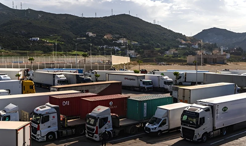 Tanger Med : Jusqu’à 60 camions de pastèques mauritaniennes/jour paralysent le transit